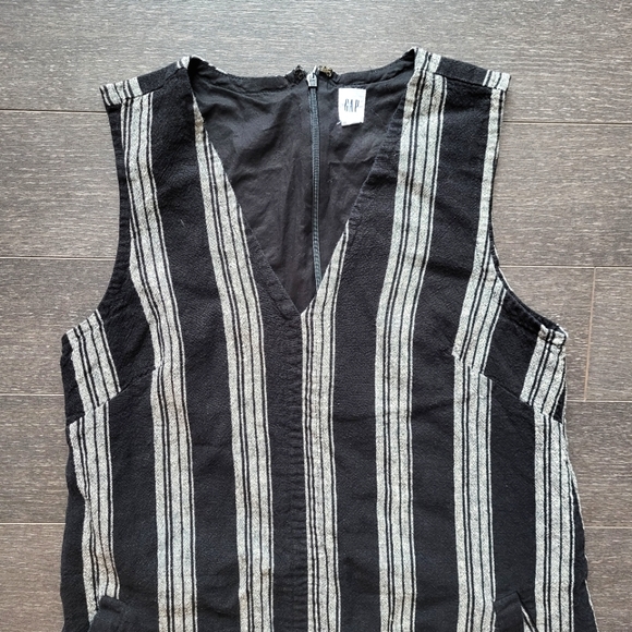 Gap Sleeveless V-Neck Stripe Shift Dress in Linen-Cotton Women - Picture 5 of 11